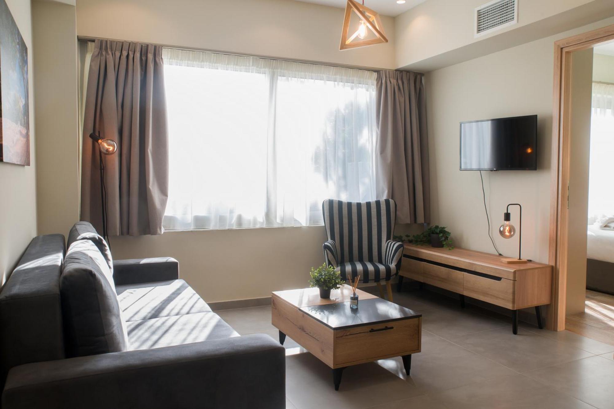 Oreades Parthenon Apartment *